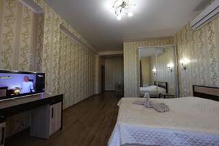 Гостевой дом Бухта Севастополь Двухместный номер с 1 кроватью и балконом-2